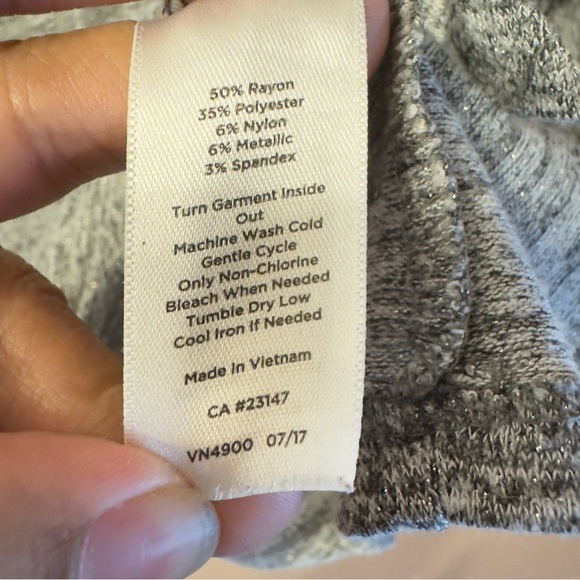 Talbots Sparkly Longsleeve Top Gray Women Size L - Picture 4 of 6